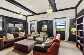 Farmhouse Charm - Coastal Comforts and Country Views